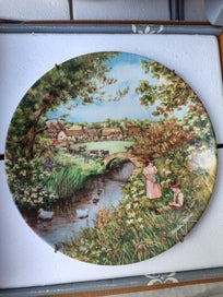 Listing 4 of 10 for Wedgewood Decorative plates x 8 Box lot 1365 (CL866)