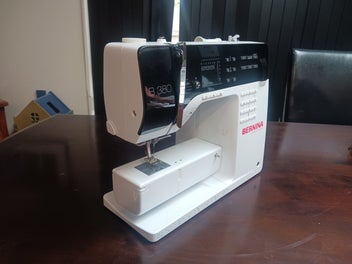 Listing 3 of 10 for Bernina 380 sewing machine