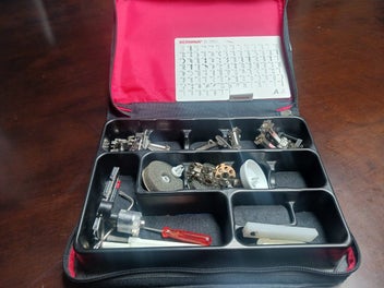 Listing 5 of 10 for Bernina 380 sewing machine