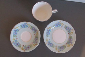 Listing 3 of 8 for AYNSLEY TRIO