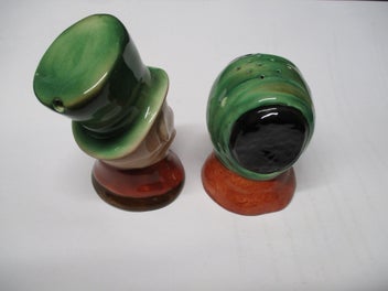 Listing 3 of 7 for *SH 843 - Beswick Collectable - Vintage Salt and Pepper Shaker - Made in England