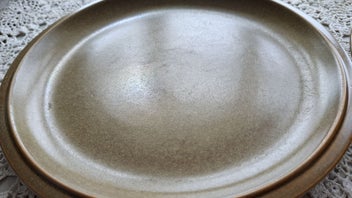 Listing 4 of 9 for 6 matching Temuka Riverstone lunch plates 24cms