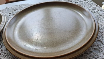 Listing 6 of 9 for 6 matching Temuka Riverstone lunch plates 24cms