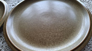 Listing 8 of 9 for 6 matching Temuka Riverstone lunch plates 24cms