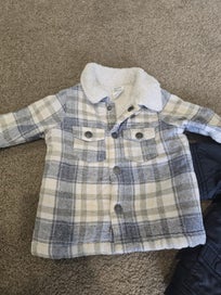 Listing 3 of 5 for Warm jackets (3-6 months)