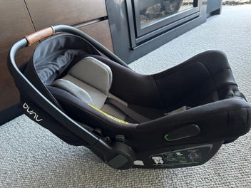 Listing 7 of 8 for Nuna Pipa Next Capsule & Next Swivel Base