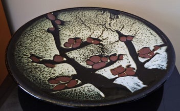 Listing 6 of 19 for +++ EXQUISITE POTTERY CHARGER/FOOTED PLATE +++