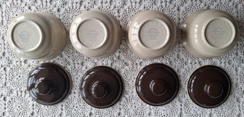 Listing 6 of 8 for Crown Lynn lidded ramekins x 4 - shape 5620 - 70s