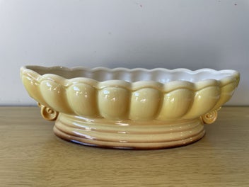 Listing 1 of 7 for Beautiful Titian Studio B108 Vase