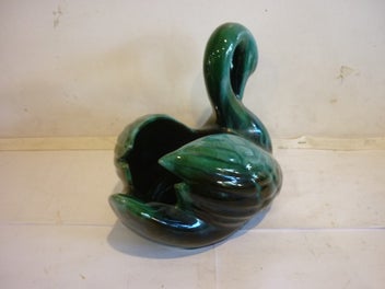 Listing 3 of 5 for BLUE MOUNTAIN SWAN VASE.