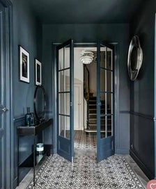 Listing 5 of 5 for Strelitzia still life, by Yvonne Chadderton