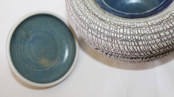 Listing 13 of 18 for +++ SUPERB POTTERY LIDDED URN/VESSEL +++