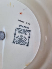 Listing 4 of 4 for J & G Meakin Cake plate