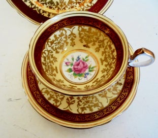 Listing 2 of 7 for ORIGINAL AYNSLEY GOLD FILIGREE FLOATING ROSE CLASSIC TRIO 1930
