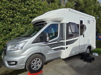 2022 Auto Trail F60