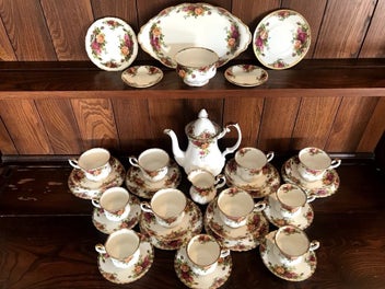 Listing 3 of 3 for Old Country Rose China tea and coffee