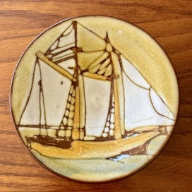 Listing 1 of 3 for Christine Bell Pearson Yacht Bowl (NZ/UK)