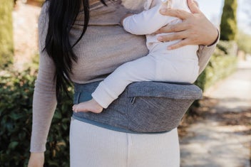 Listing 5 of 5 for Hippychick Hipseat - Denim Grey