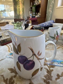 Listing 2 of 3 for Royal Worcester Evesham jug