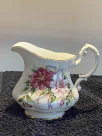 Listing 1 of 6 for Beautiful Fine Bone China Paragon Wedding Bouquets Camelia Milk Jug