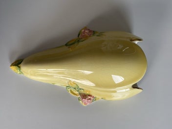 Listing 4 of 5 for *BEAUTIFUL ROYAL WINTON WALL VASE!*