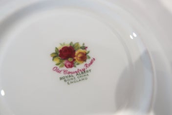 Listing 2 of 2 for ***ROYAL ALBERT OLD COUNTRY ROSES TRIO***