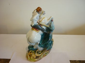 Listing 9 of 10 for ST GEORGE & DRAGON. ROYAL DOULTON HN2051 (1950-85)