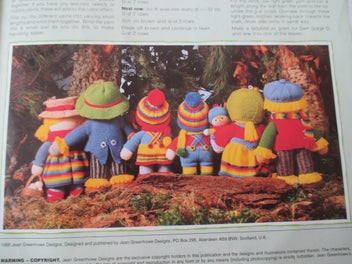 Listing 8 of 9 for Jean Greenhowe's Book - Scarecrow Family