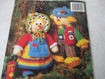 Listing 9 of 9 for Jean Greenhowe's Book - Scarecrow Family