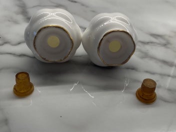 Listing 5 of 5 for Royal Albert Old Country Roses Pepper & Salt Shakers