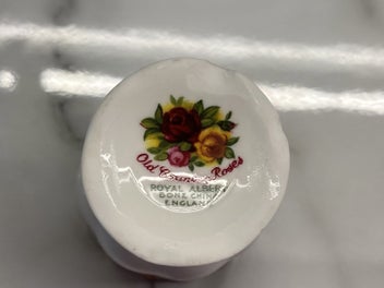 Listing 5 of 5 for Royal Albert Old Country Roses Egg Cups - 6cms