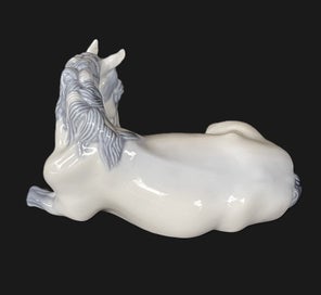 Listing 4 of 8 for Royal Copenhagen Horse / Mare/Foal Figurine Ornament