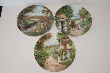 Listing 1 of 8 for ***BEAUTIFUL WEDGWOOD PLATES "THE VILLAGE GREEN" SERIES***