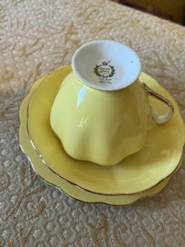 Listing 3 of 5 for Antique QUEEN ANNE Cup and Saucers Tea Set