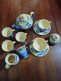 Listing 1 of 6 for Christine Harris collection 13 items including lids