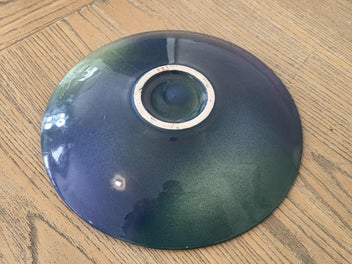 Listing 3 of 9 for Superb Small Peter Collis (NZ) Pottery Bowl