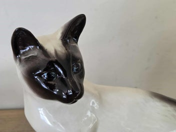 Listing 9 of 10 for Vintage Beswick Pottery - Large Siamese Cat