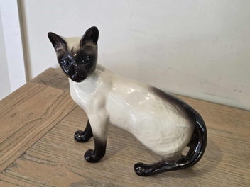 Listing 2 of 10 for Vintage Beswick Pottery - Large Siamese Cat
