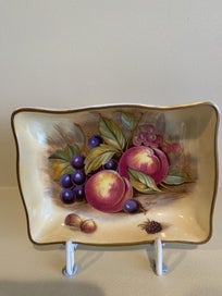 Listing 1 of 2 for Aynsley