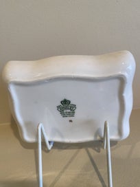 Listing 2 of 2 for Aynsley