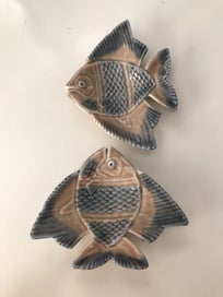 Listing 4 of 7 for WADE FISH DISHES X 2 ..VINTAGE SEVENTIES