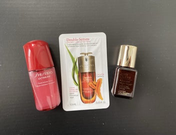 Listing 2 of 2 for Night Repair travel set