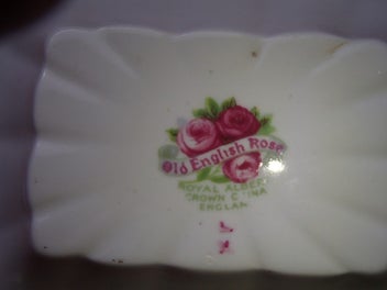 Listing 2 of 2 for Royal Albert - Old English Rose dish