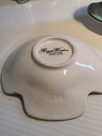 Listing 4 of 20 for Bulk Royal Winton