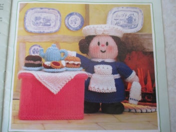 Listing 11 of 18 for Jean Greenhowe's Book - Little Dumpling Dolls - Village Ladies