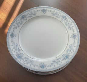 Listing 6 of 9 for Contemporary Noritake Blue Note Dinner Set
