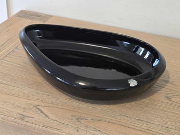 Listing 7 of 17 for Black Crown Lynn " Flower Beauty " Bowl - (Irregular Triangle) # 2056
