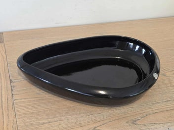 Listing 9 of 17 for Black Crown Lynn " Flower Beauty " Bowl - (Irregular Triangle) # 2056