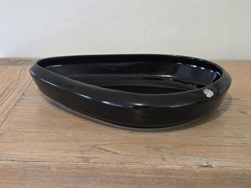 Listing 15 of 17 for Black Crown Lynn " Flower Beauty " Bowl - (Irregular Triangle) # 2056