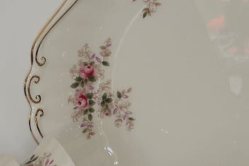 Listing 5 of 6 for ***ROYAL ALBERT LAVENDER ROSE TEA SET***